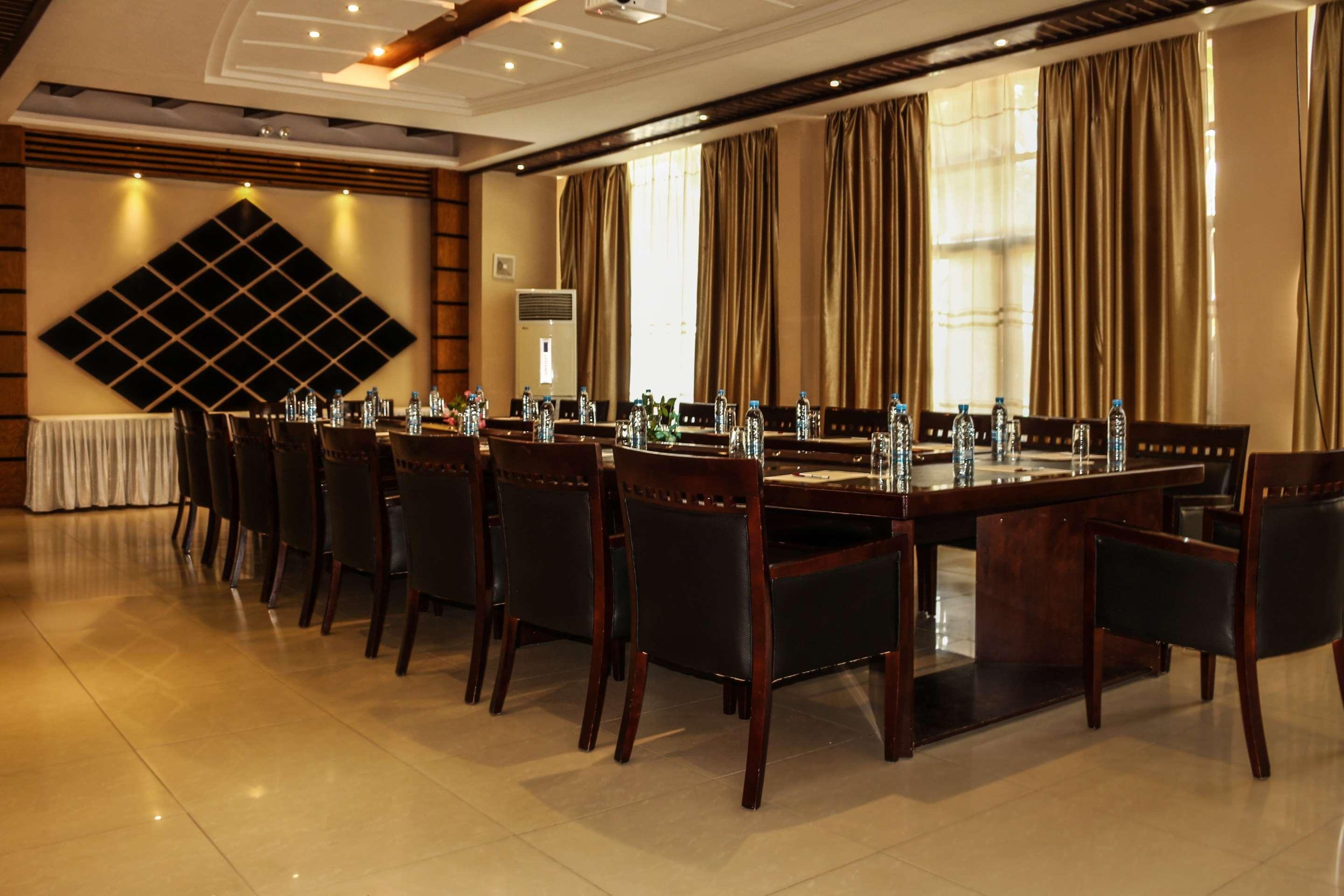 Best Western Plus Paramount Hotel Lusaka Kültér fotó